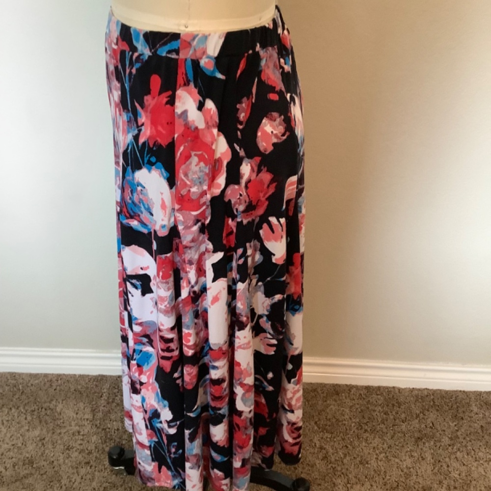 XL flowy skirt - Picture 4 of 5